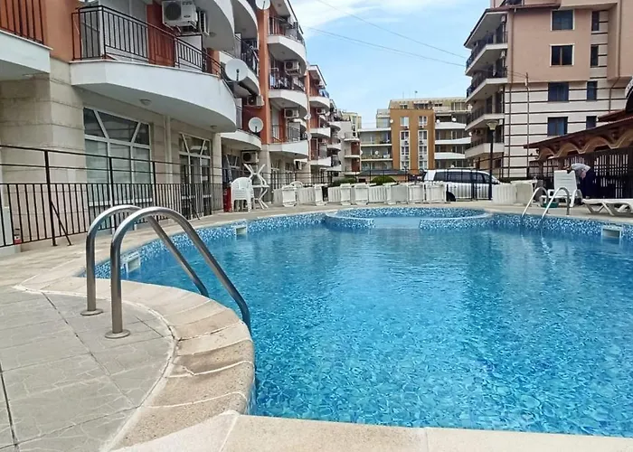 Aquamarin B - Sloneczny Brzeg-nesebyr * Солнечный берег