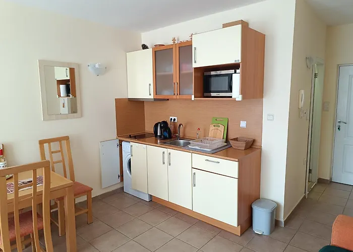Apartment Aquamarin B - Sloneczny Brzeg-nesebyr